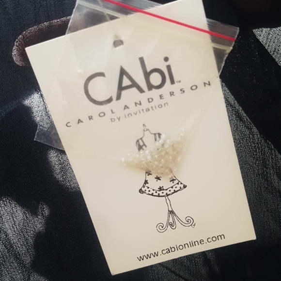 NWT Cabi Black& White embroidred blouse size M - Picture 6 of 7